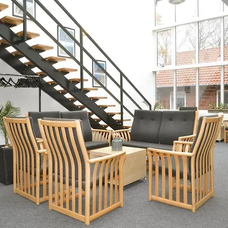 Two-bedroom In Apartamento *